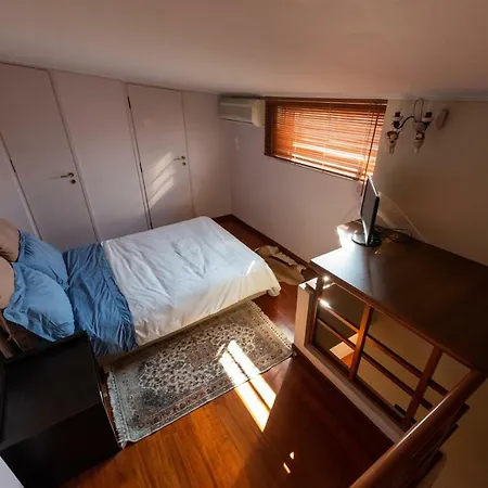 Enjoy Sea View At Fully Equipped By The Beach *