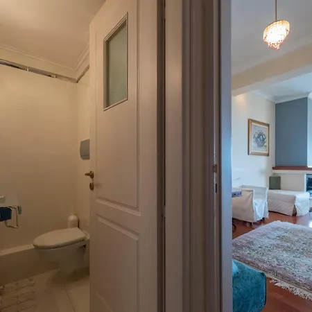 Enjoy Sea View At Fully Equipped By The Beach Апартаменты *